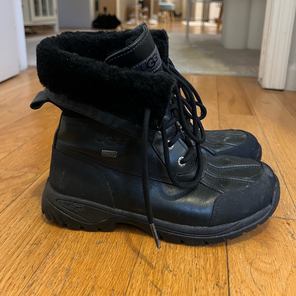 Ugg Snow Boot